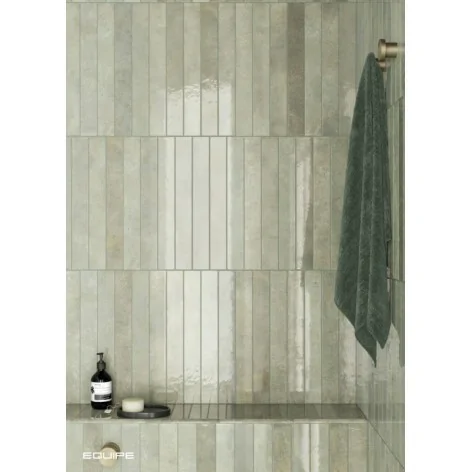 8435081430286 Hiszpańskie Kafelki do Łazienki EQUIPE Verticale Green Field EQ 31923 Płytka Ścienna Cegiełka Połysk 5x40
