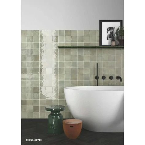 8435081429624 Hiszpańskie Kafelki Łazienkowe EQUIPE Verticale Green Field EQ 31870 Płytka Ścienna Cegiełka Połysk 10x10 G1